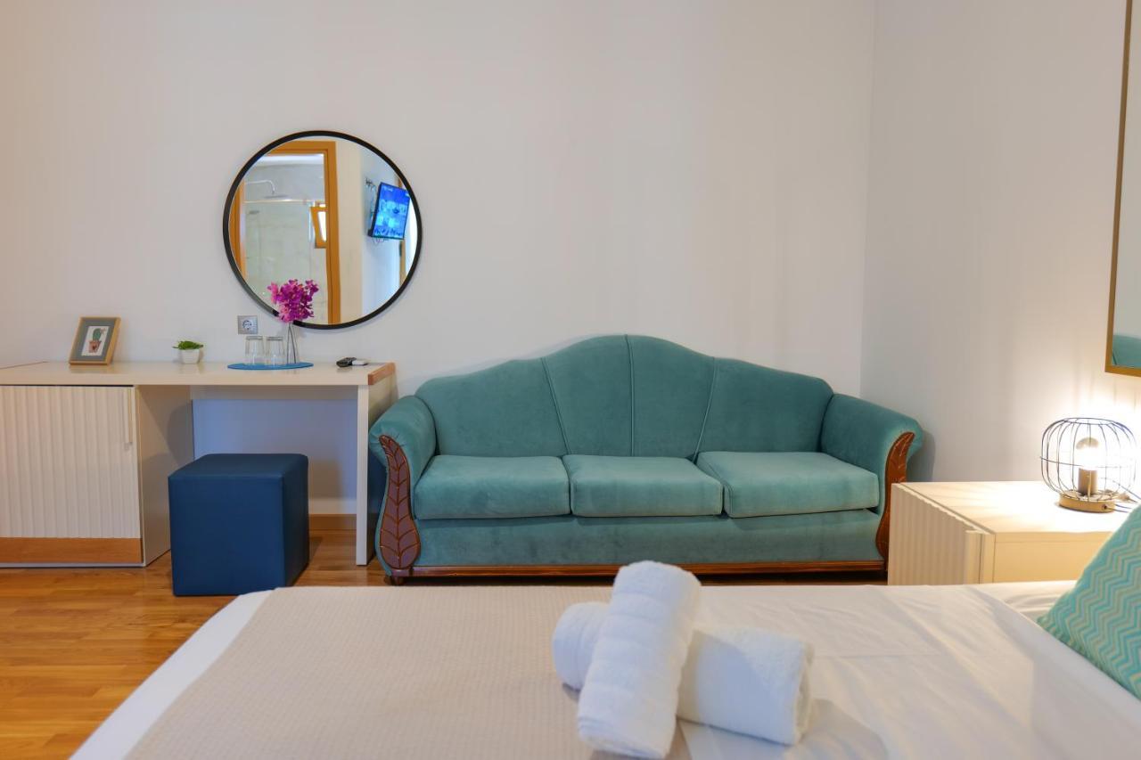 ヒマラ Royal 1967 Bed & Breakfast エクステリア 写真